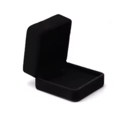 Sametová krabička na přívěšek malá černá