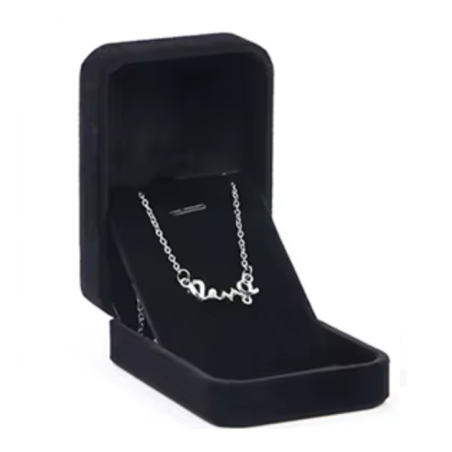 Sametová krabička na přívěšek černá